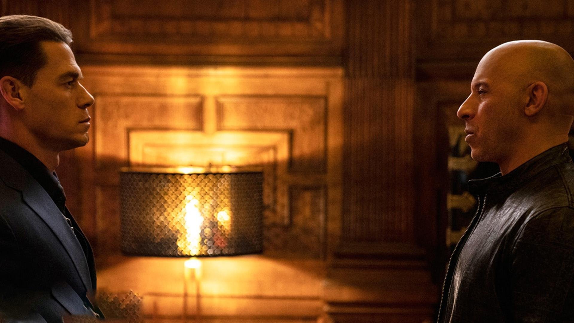 女子蝶泳新星表现抢眼，女子蝶泳决赛视频