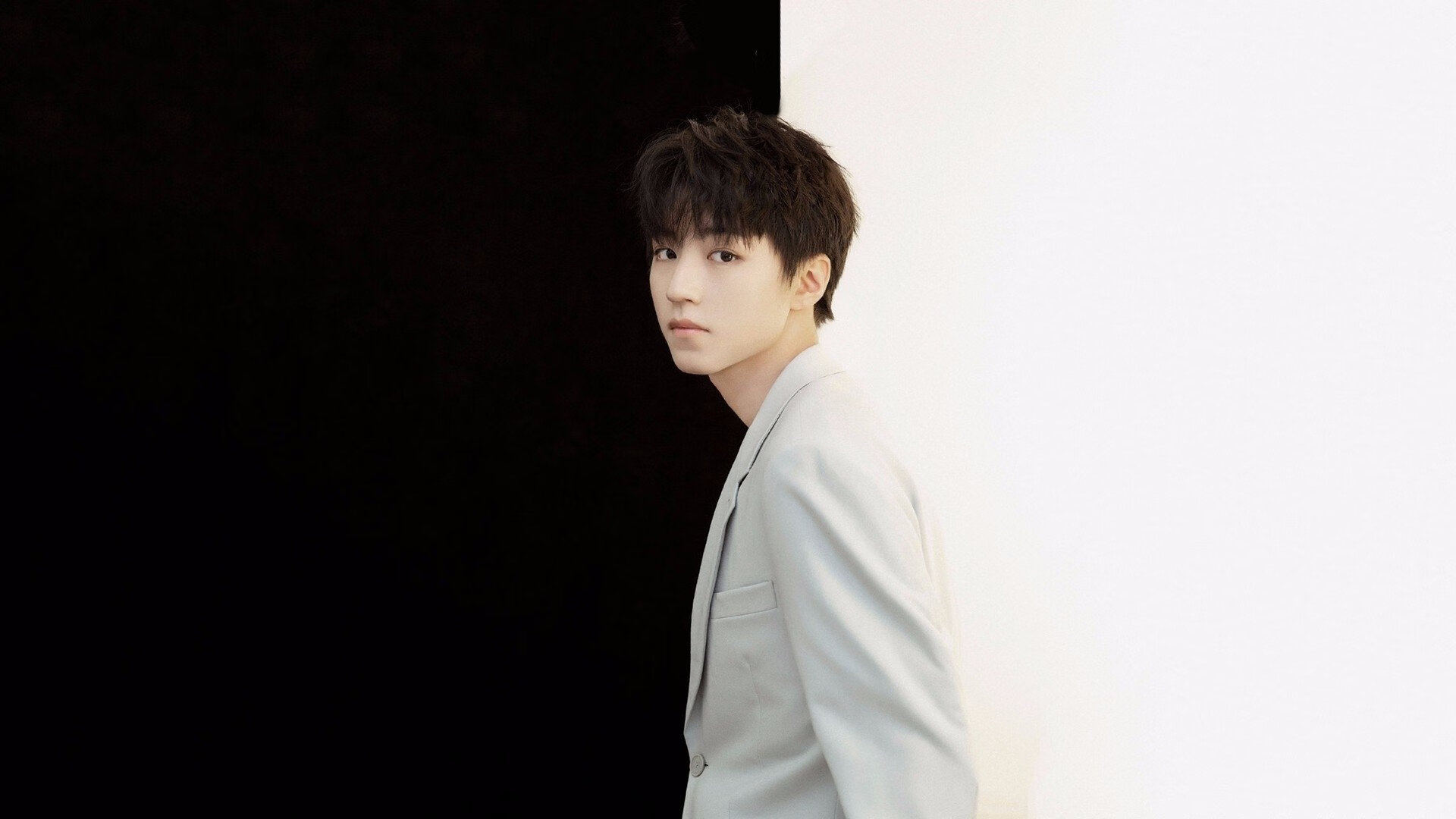 拜仁高位防守成功率领先全场,拜仁防线