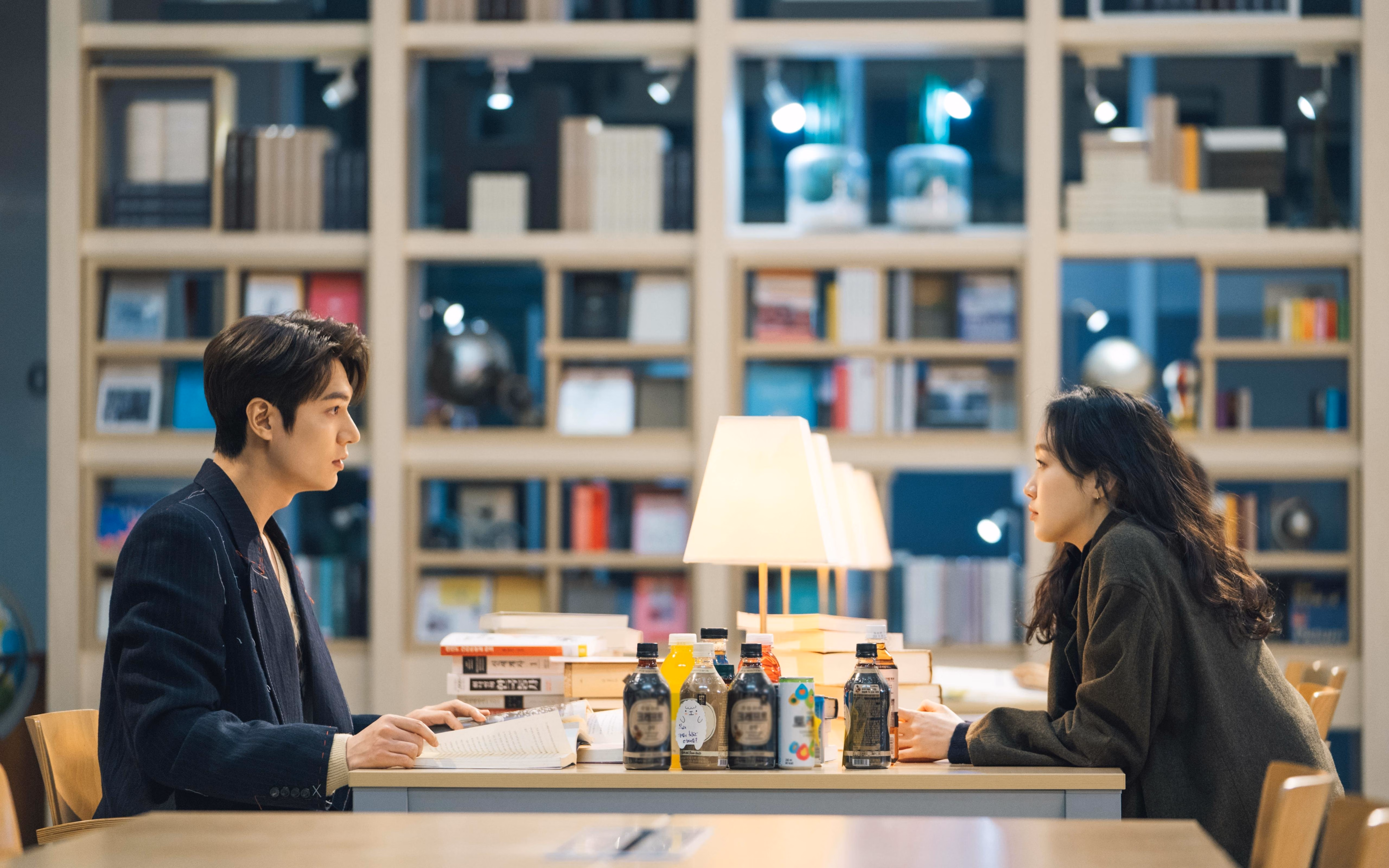 国家队注重球员体能分配科学控制训练强度，职业球员体能训练